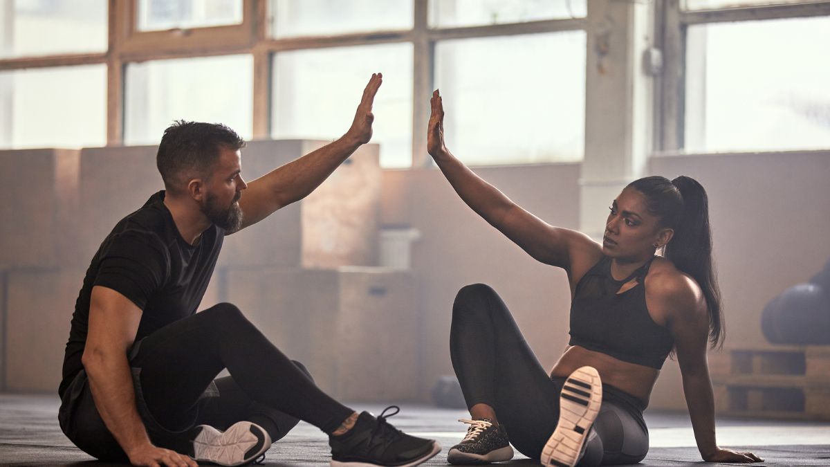 How to Workout in the Morning When You're Up Early Just Plain Sucks.